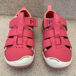 Plae Sam 2.0 coral shoe size 10
